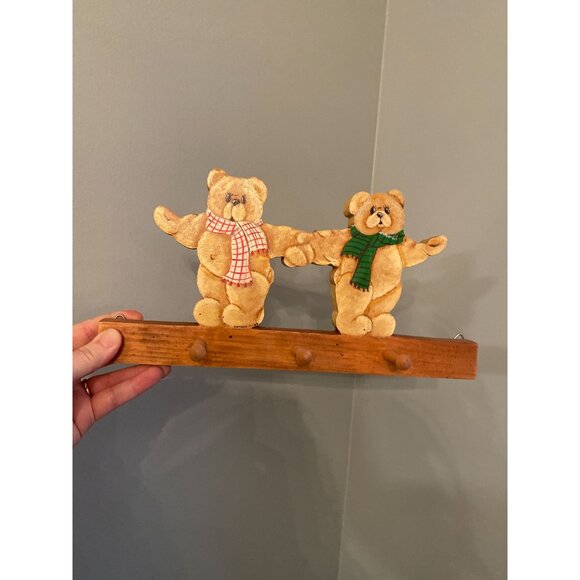 Vintage Wooden Teddy Bear Wall Hook Rack With Hand-Painted Bears & Scarves - 3 P - Picture 1 of 8